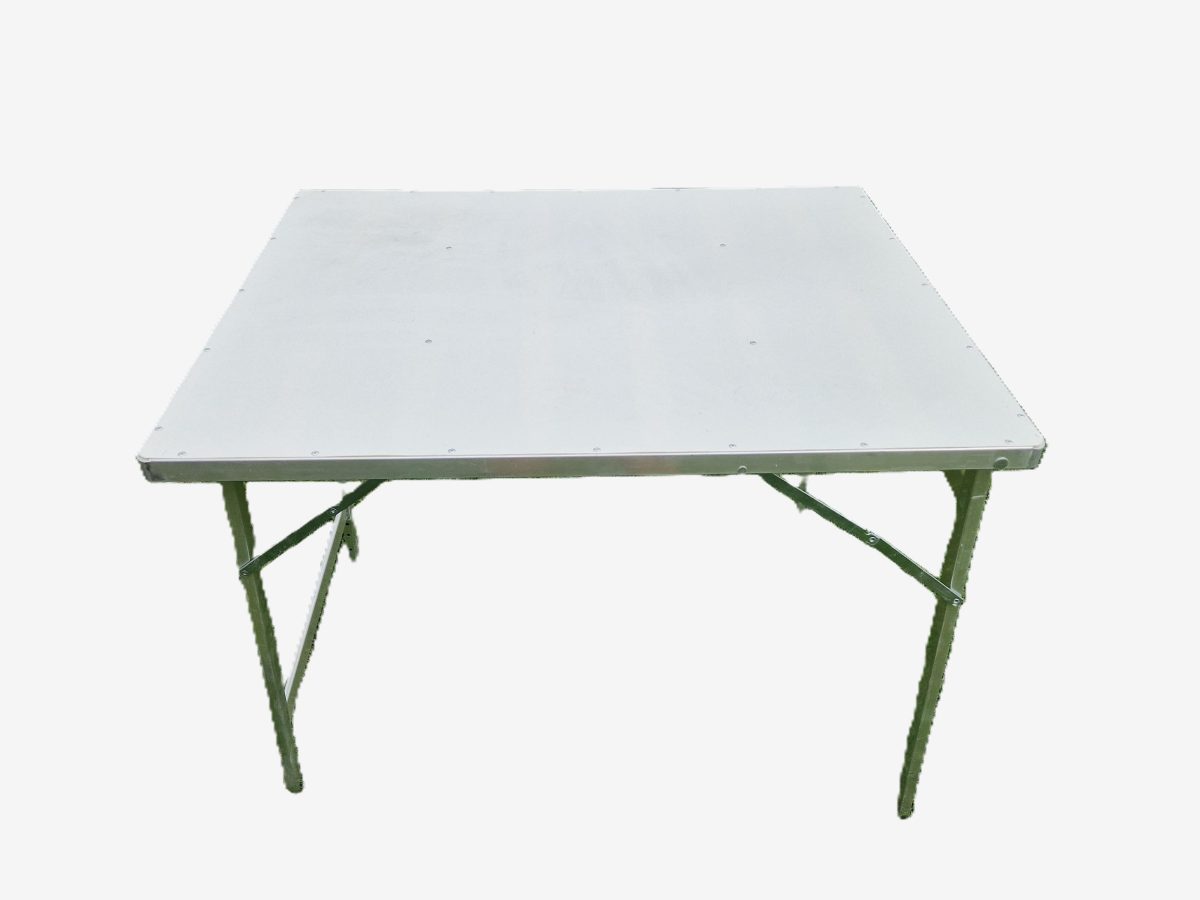 Rechte aluminiumtafel – 100 × 80 cm – Hoogte 80 cm met blad