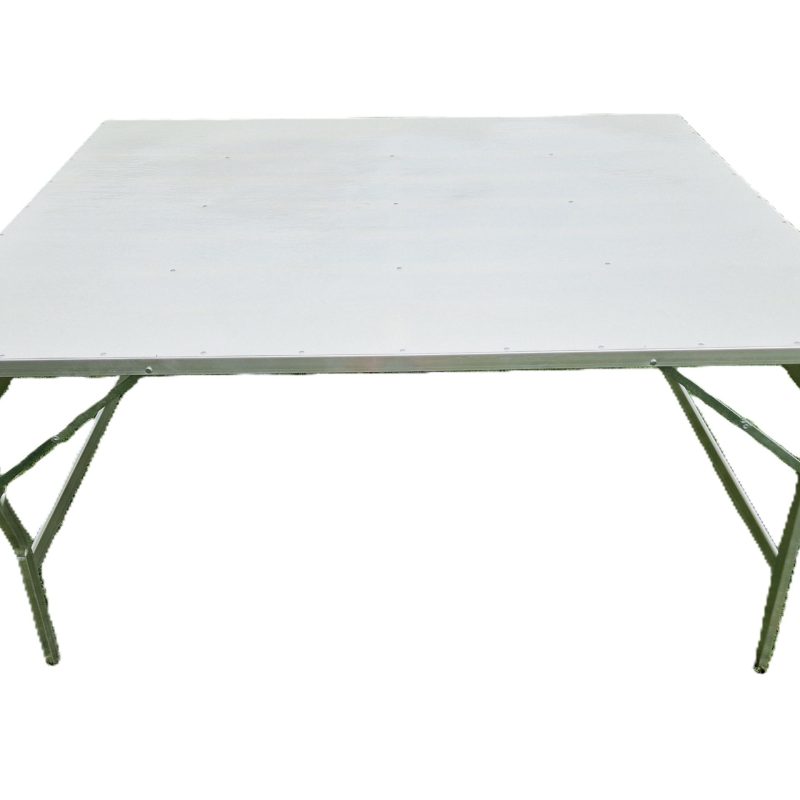 Gerader Aluminiumtisch – 120 × 150 cm – Höhe 80 cm mit Tischplatte